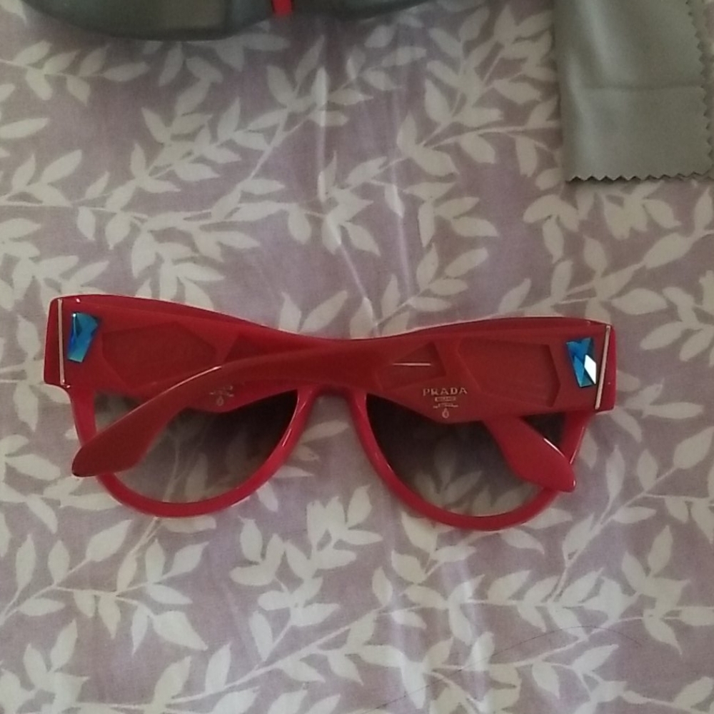 Authentic Prada Sunglasses With Default - image 3